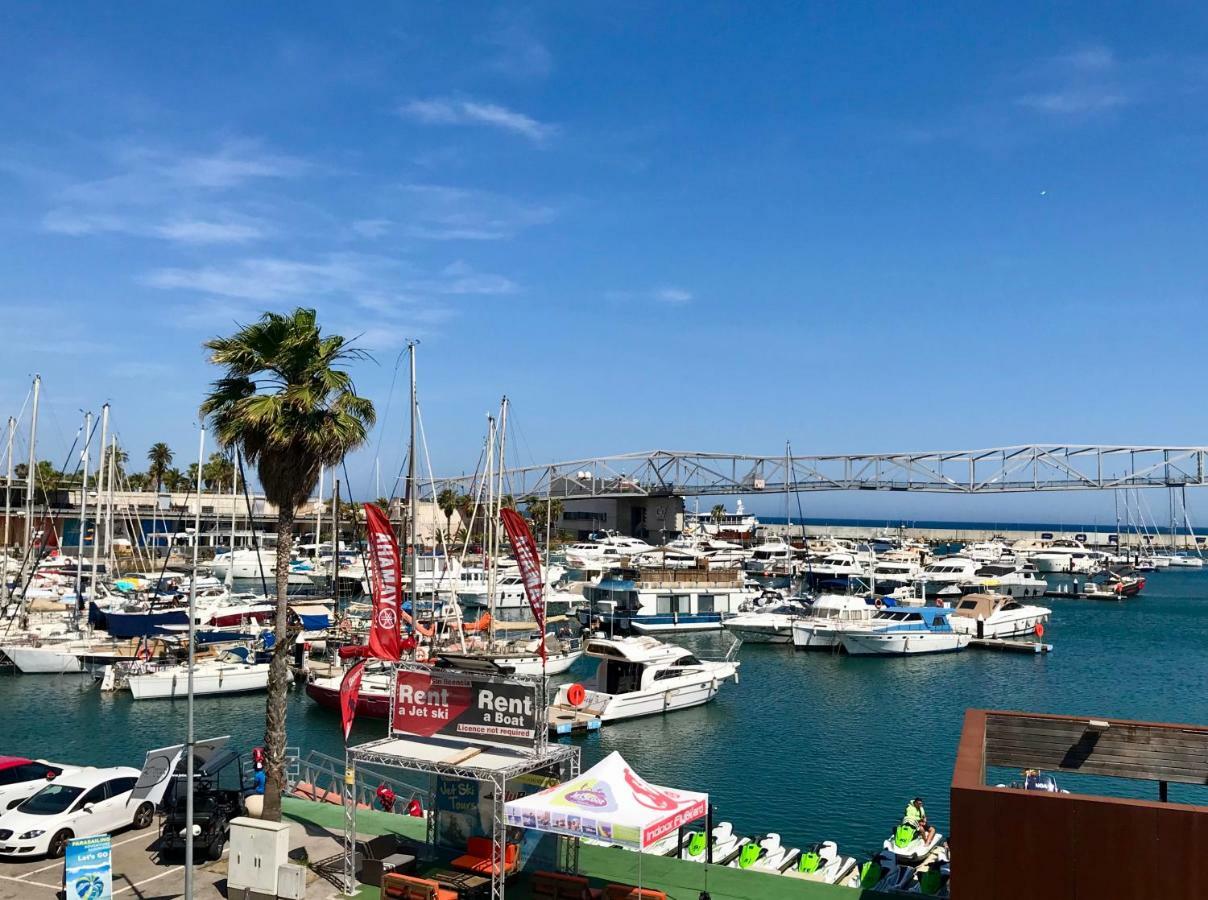 Boat Yacht Barcelona Hotel Sant Adria de Besos Luaran gambar