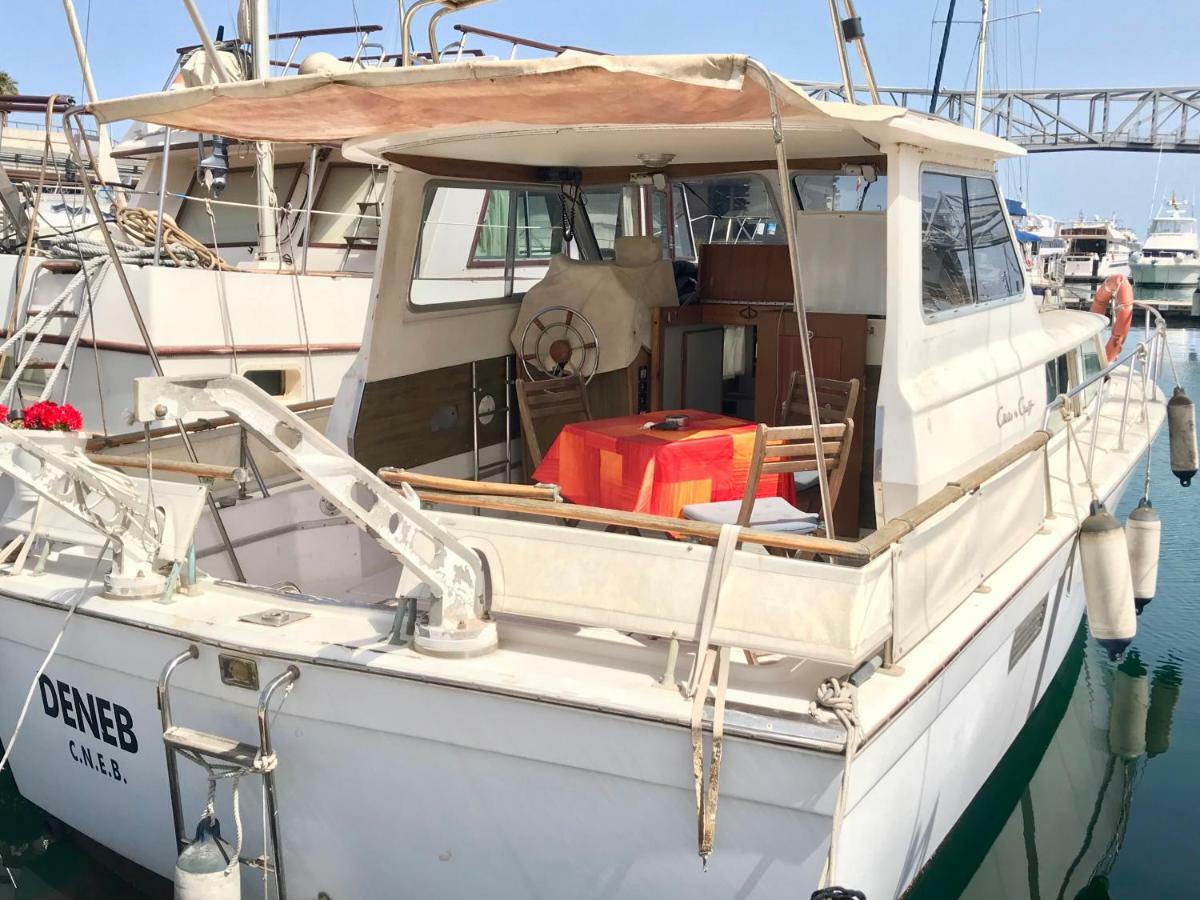 Boat Yacht Barcelona Hotel Sant Adria de Besos Luaran gambar