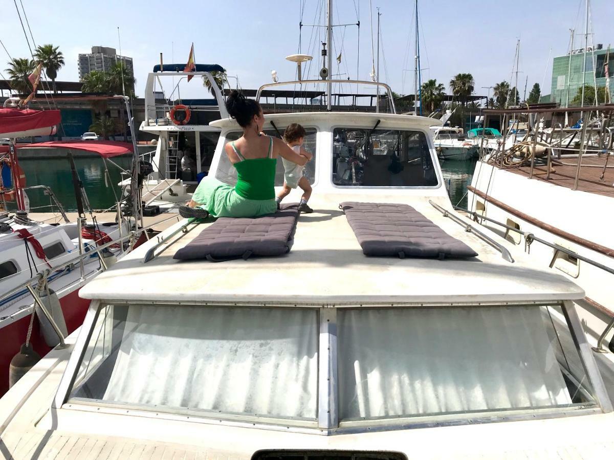 Boat Yacht Barcelona Hotel Sant Adria de Besos Luaran gambar